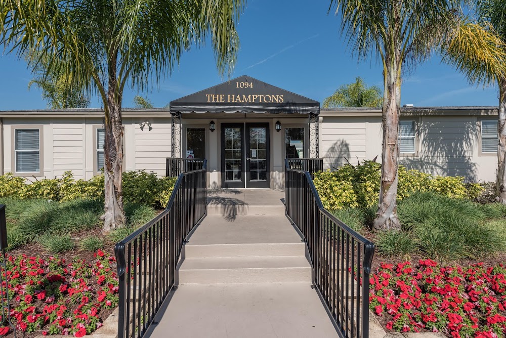 The Hamptons Golf & Country Club